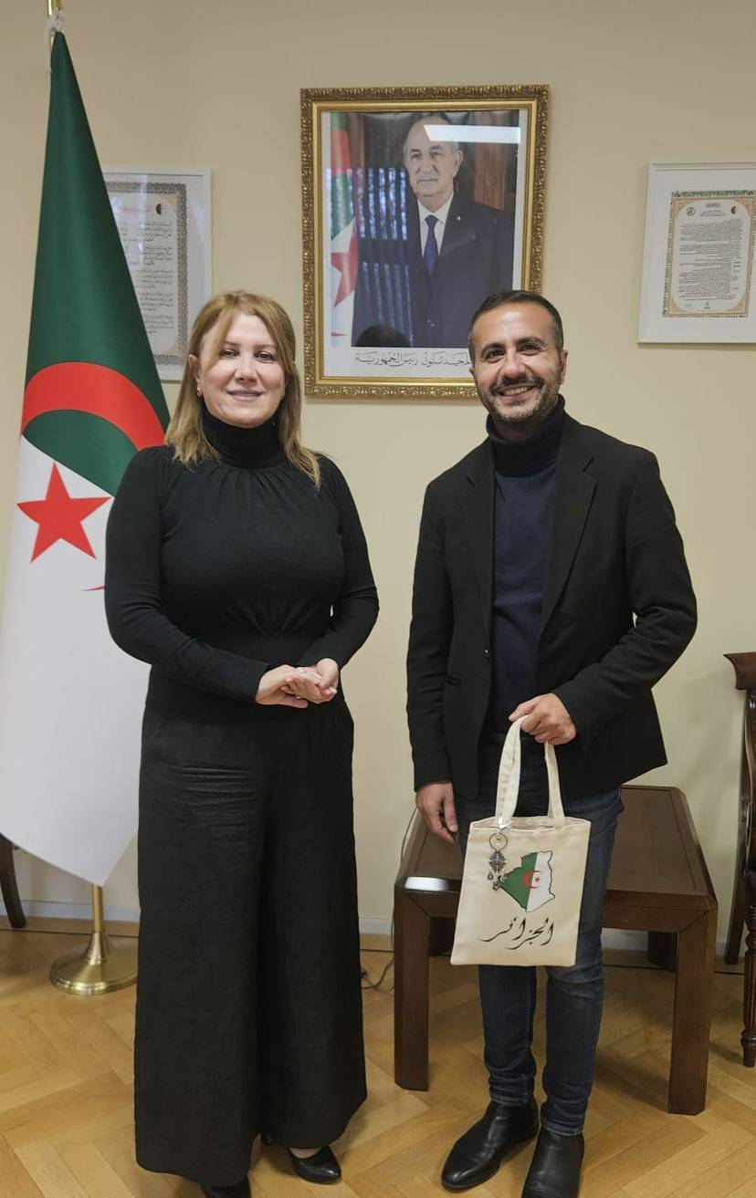 استقبلت سعادة السفيرة السيدة سليمة عبد الحق، بمقر السفارة، السيد وسيم بعينه، المسؤول عن التعاون والعلاقات الدولية لمنطقة الشرق الأوسط وشمال إفريقيا بجامعة ومركز أبحاث فاخينينغن (WUR)