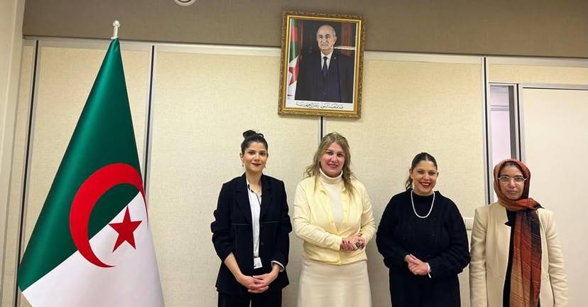 Ambassador activities / meeting with two students as part of the Academy of International Law's winter courses
